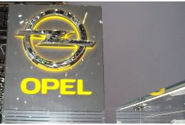 GM ha ceduto il pacchetto di maggioranza di Opel a Magna