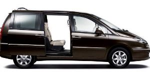 Peugeot 807: ecco le novit� per il 2013