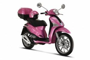 La Piaggio tinge di rosa il suo Liberty Elle