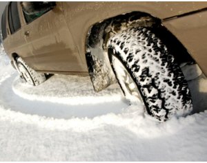 Pneumatici: dal 15 novembre obbligatorie le gomme invernali