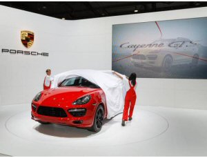 Salone di Lipsia, la Porsche Cayenne GTS al debutto ufficiale