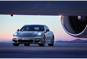 Porsche Panamera Turbo S: 550 CV di potenza per la nuova versione