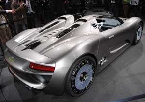 Porsche 918 Spyder Concept a Ginevra: la supersportiva che non ti aspetti