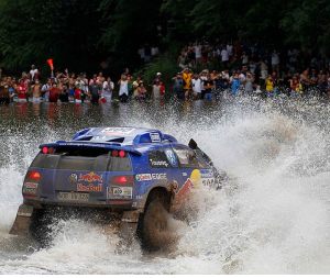 Rally Dakar 2011, la 2^ tappa vinta da Carlos Sainz per le auto