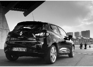 Renault Clio Costume National, fashion e cool