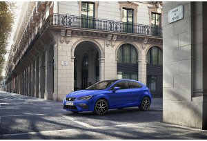 Seat Leon 2017: nuovo look e pi funzionalit