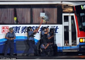 Tragico epilogo a Manila: sequestratore di bus ucciso e sei ostaggi morti