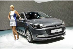 Lo stand Hyundai a Parigi, dettagli e immagini live