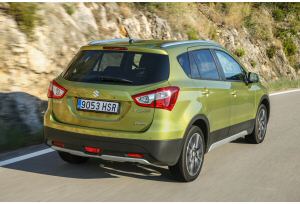 Suzuki S-Cross, in programma un nuovo Porte Aperte