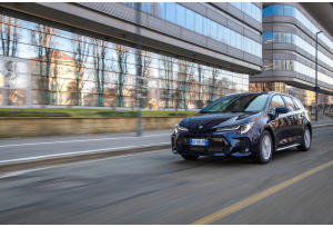 Suzuki Swace Hybrid: tutti i dettagli