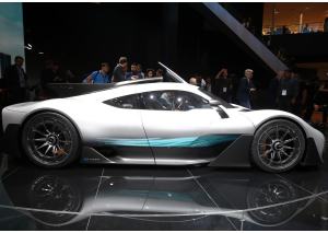 Ecco le performance dell´anteprima mondiale Mercedes al Salone di Francoforte
