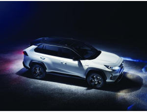 Toyota RAV4: pronta la quinta serie