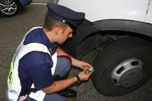 Vacanze 2011, il 12% delle auto controllate non monta pneumatici in regola