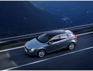 Volvo V40, da settembre sulle strade italiane 