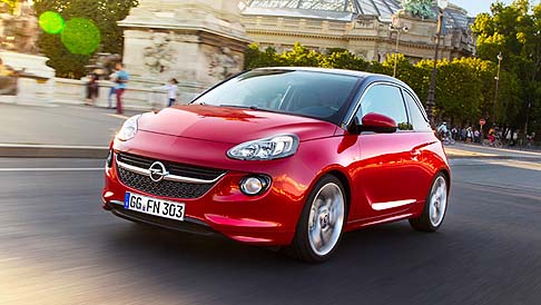 Opel Adam 1.0 SIDI Turbo 115 CV