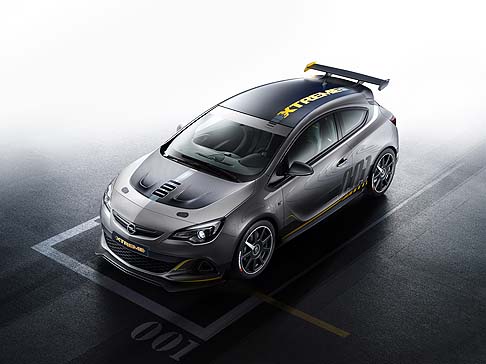 Opel Astra OPC EXTREME