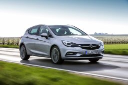 Opel Astra BiTurbo 5 porte