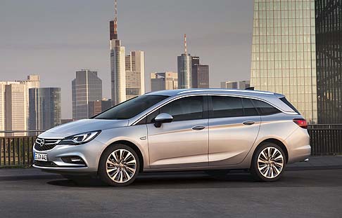 Opel Astra Sports Tourer 2016