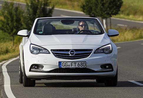 Opel Cascada 1.6 SIDI 200 CV