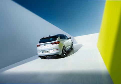 Opel Grandland GSe
