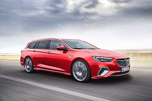 Opel Insignia GSi Sports Tourer 