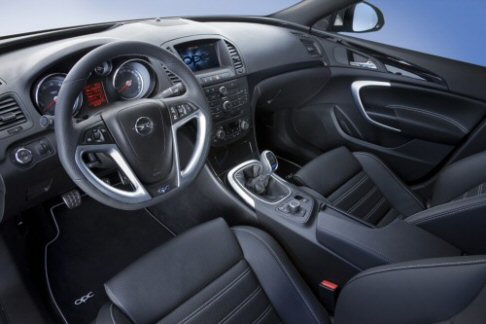 Opel Insignia OPC automatica