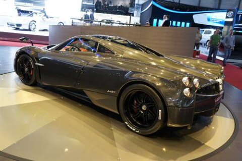 Pagani Huayra Carbon Edition