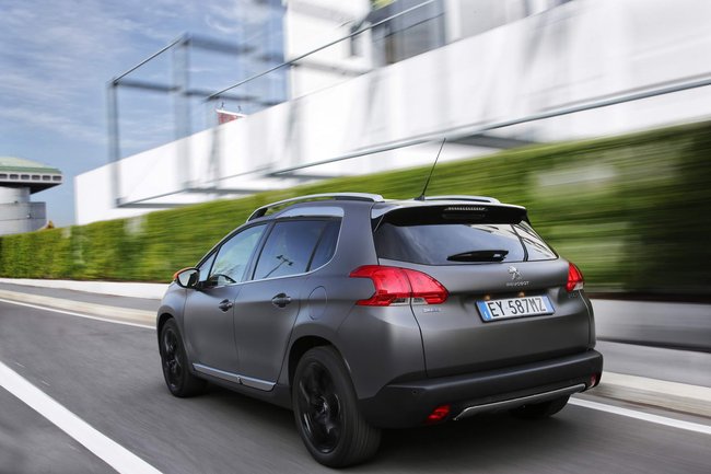 Peugeot 2008 Black Matt