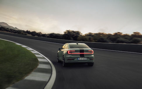 Polestar 2 BST 230