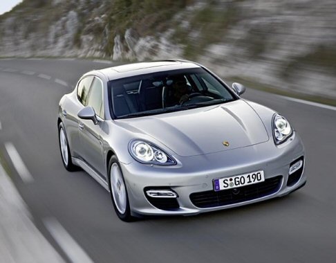 Porsche Panamera passo lungo 2012
