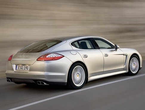 Porsche Panamera passo lungo 2012