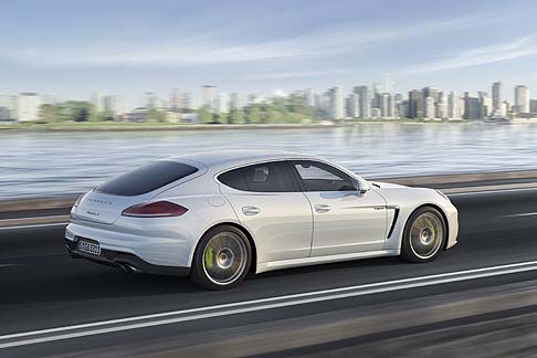 Porsche Panamera S Hybrid