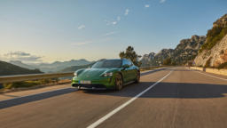 Porsche Taycan Cross Turismo