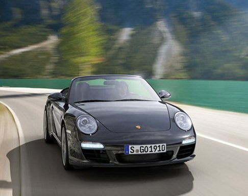 Porsche 911 Black Edition