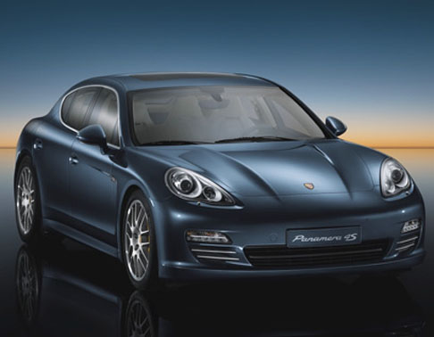 Porsche Panamera 4S