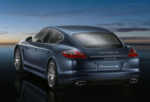 Porsche Panamera 4S