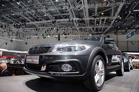 Qoros 3 Cross Hybrid Concept