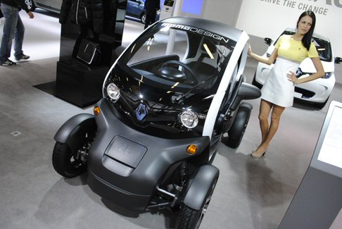 Special Edition Twizy MOMODesign