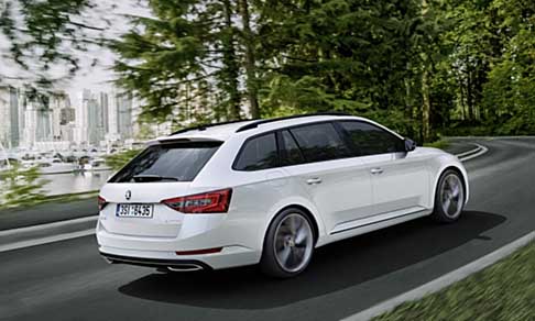 Skoda Superb Wagon SportLine