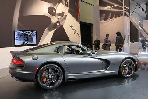 SRT Viper GTS Anodized Carbon