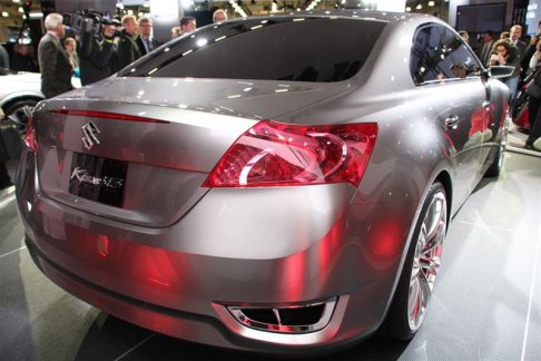 Suzuki Kizashi 3