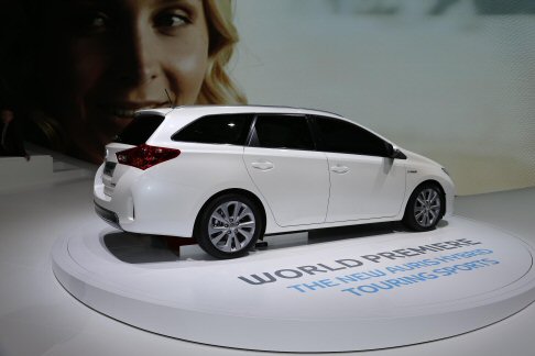 Toyota Auris Hybrid Touring Sports