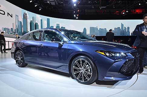 Toyota Avalon 2019