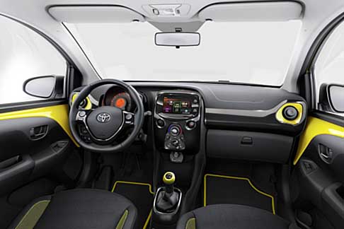 Toyota Aygo x-cite 2016