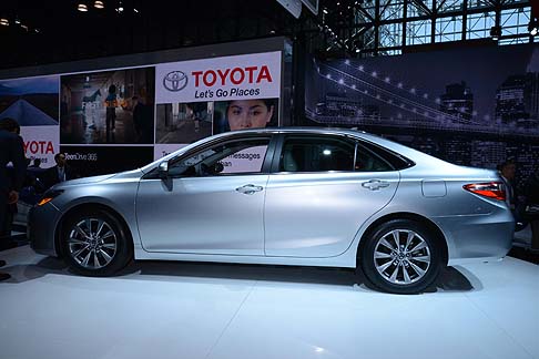 Toyota Camry MY 2015