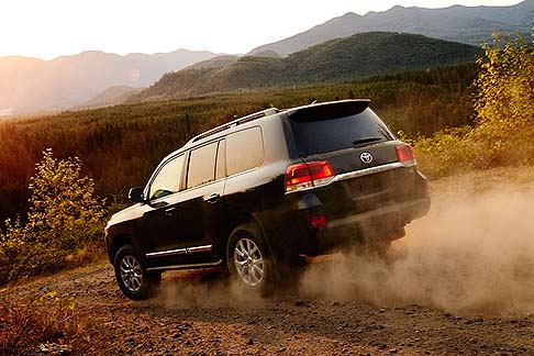 Toyota Land Cruiser 2016