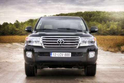 Toyota Land Cruiser V8 2012