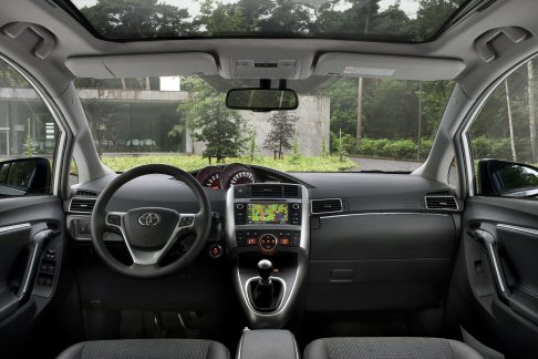 Toyota Verso 2012