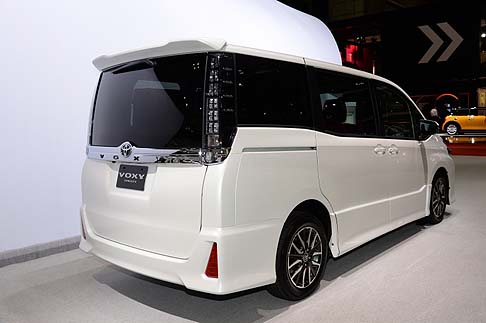 Toyota Voxy Concept