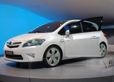 Toyota Auris HSD Full Hybrid concept